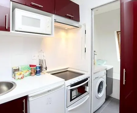 شقة Studio Canal Saint Martin باريس