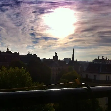 شقة Studio Canal Saint Martin باريس